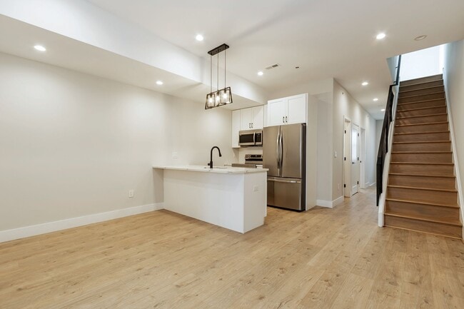 Photo - 2218 N Franklin St Unidad C