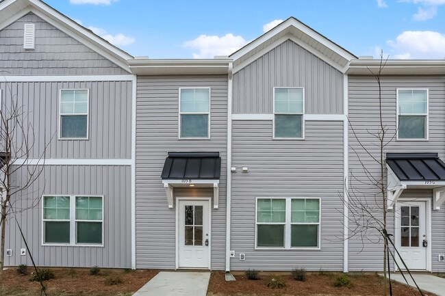 Front View - 105 Dogwood Village Trl Townhome