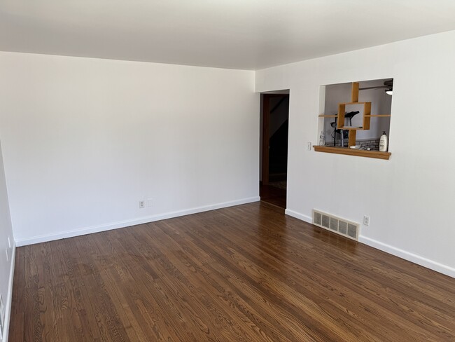 Living room - 10166 W Montana Ave