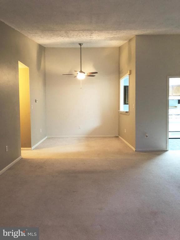 Photo - 916 Windbrooke Dr Unidad 916