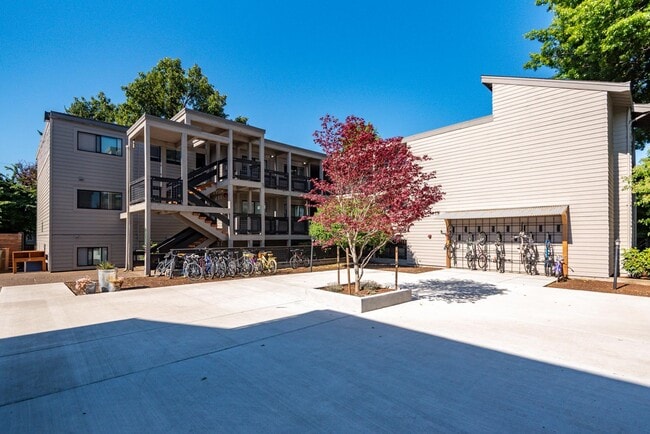 1335 North