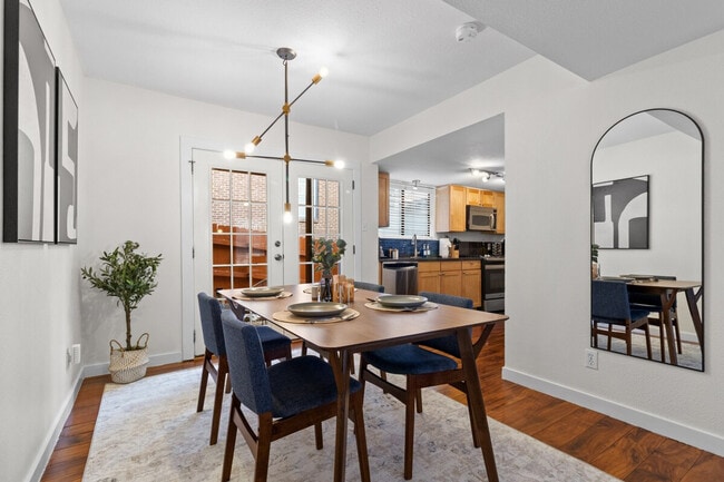 Photo - 800 S 1st St Unit ID1422351P