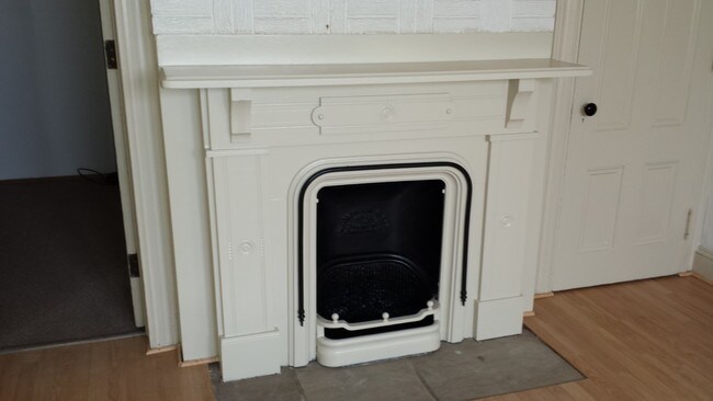 FIREPLACE - 8 Jay St