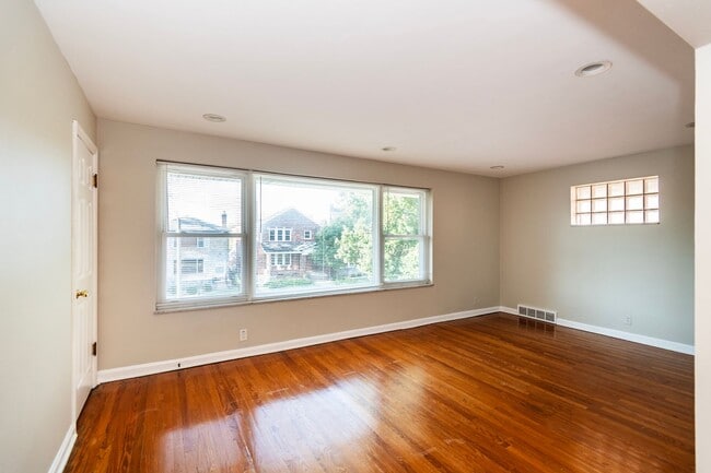 Photo - 6209 Loran Ave Unit 6209 A