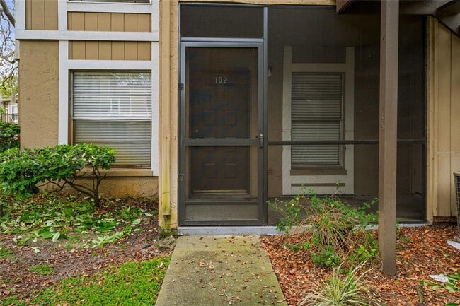 Photo - 14323 Hanging Moss Cir Unidad 102