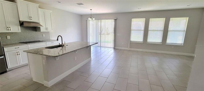 Photo - 15602 Compass Rose St