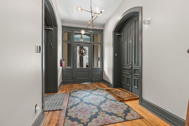 Photo - 291 Edmund Pl Unit 3