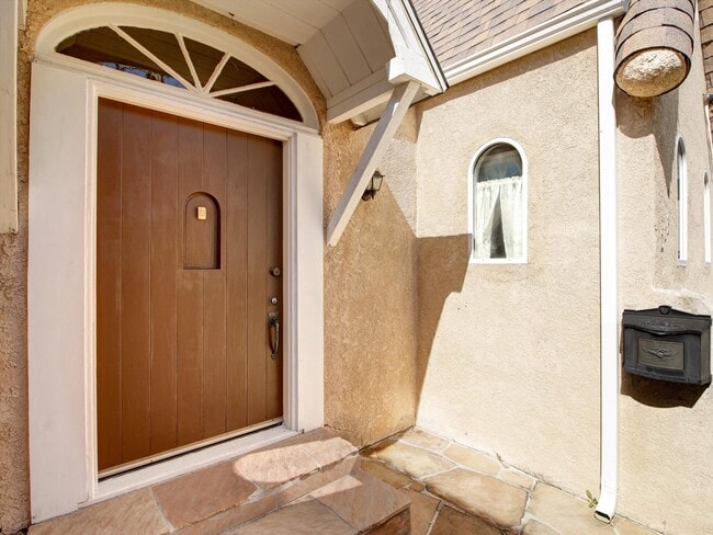 Photo - 203 S Stanley Dr