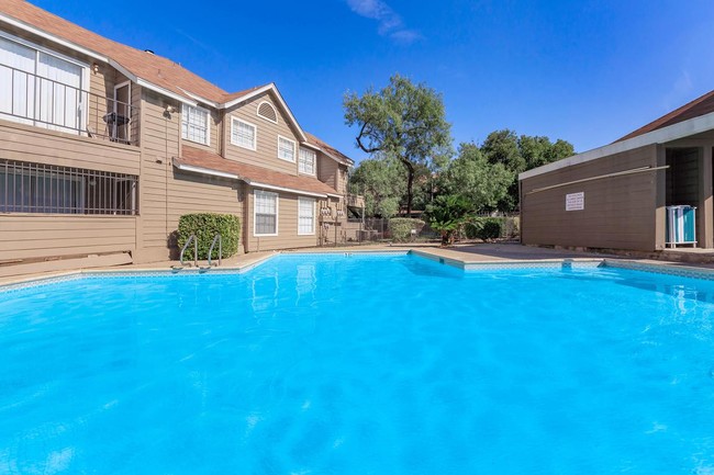 GO FOR A SWIM - Avistar at the Parkway Apartments