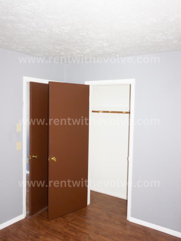 Photo - 214 S 2nd St