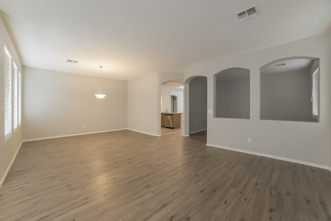 Photo - 4439 W Apollo Rd