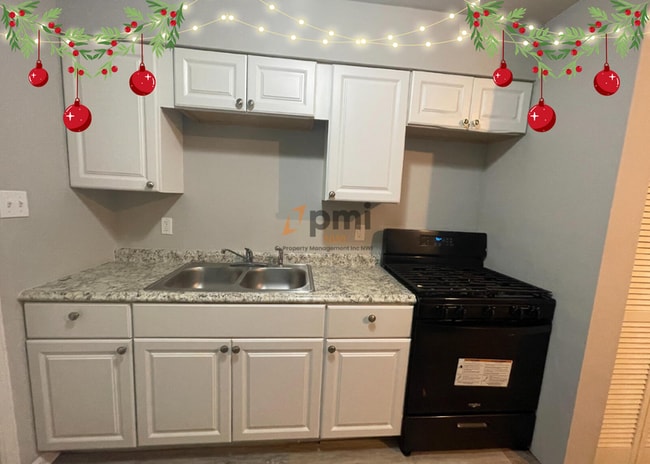 Building Photo - 5925 Jefferson St