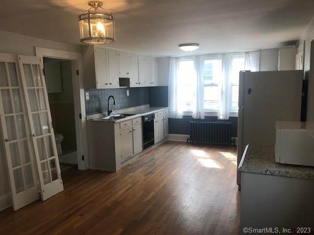 Photo - 19 Greenfield Ave
