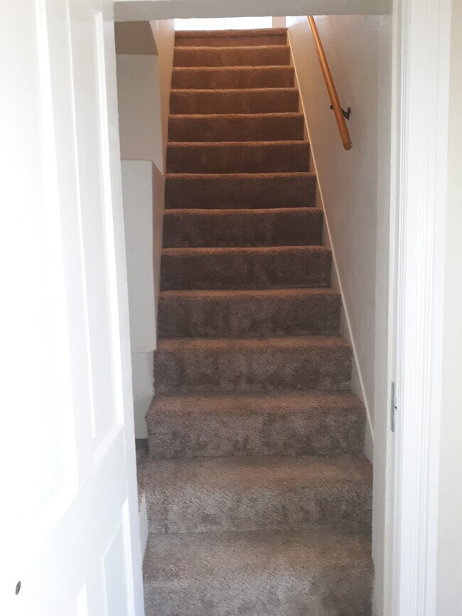 Photo - 330 5th Ave E Unidad #1