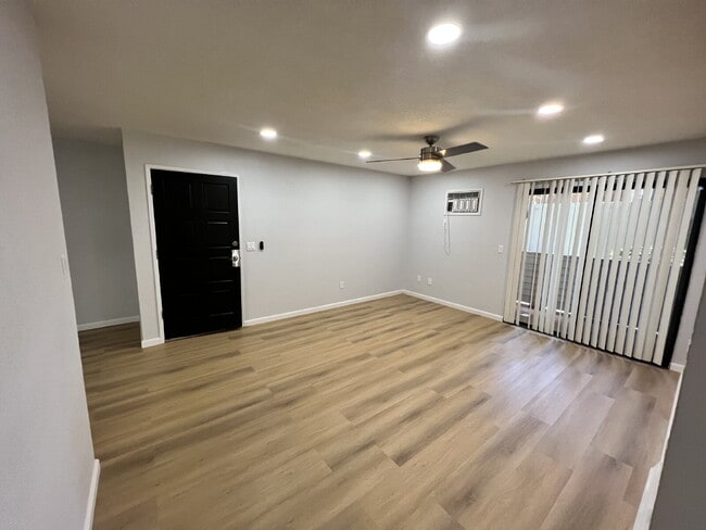 $2,300 - 2 Bed / 1 Bath Condo in El Cajon