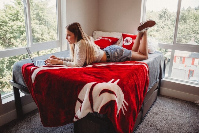 Photo - Coug Housing