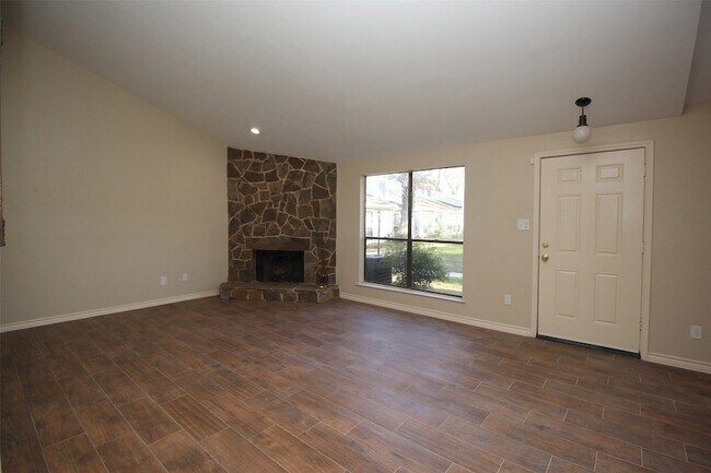 Photo - 13 Hideaway Dr