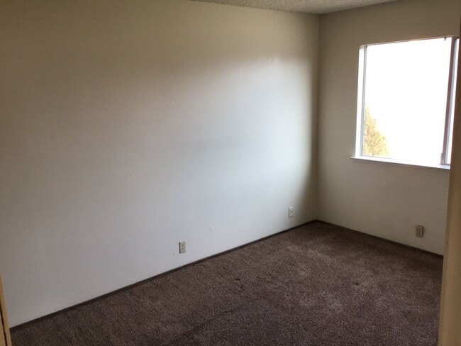 Photo - 1590 Alfred Way Unit 4