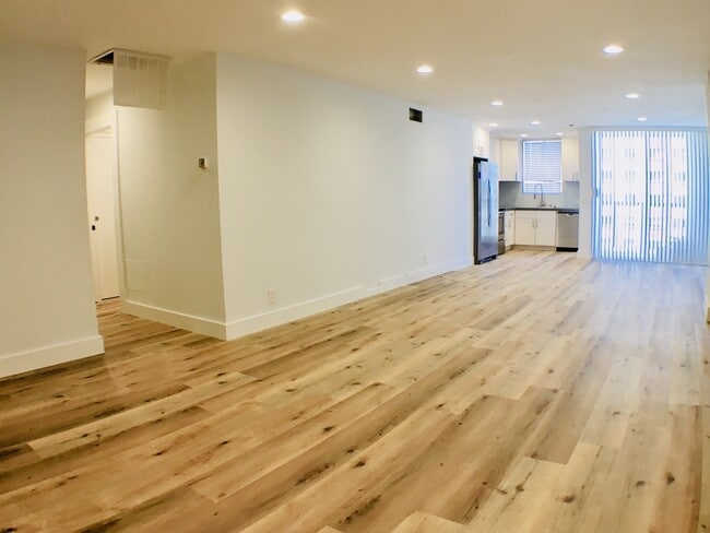 Photo - Westwood-Beverly Hills area the well-known Wilshire Selby West