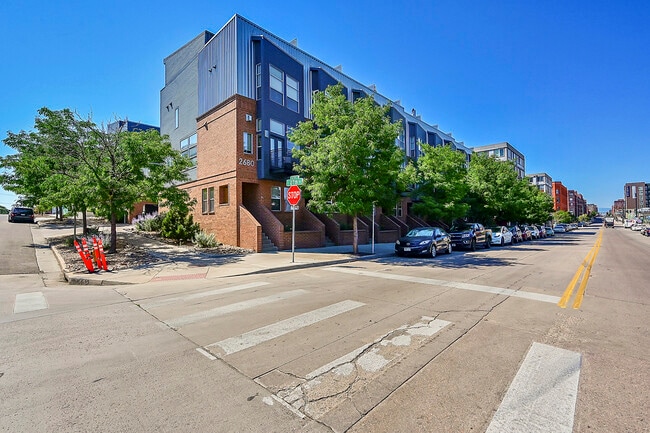 Building Photo - 2680 Blake St Rental