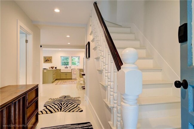 Photo - 59 Melrose Ave