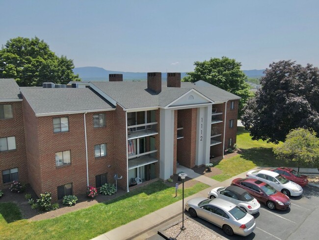 Photo - 3 bedroom Condo for rent, over looking Massanutten Mountain - 1112-7 Blueridge Dr.