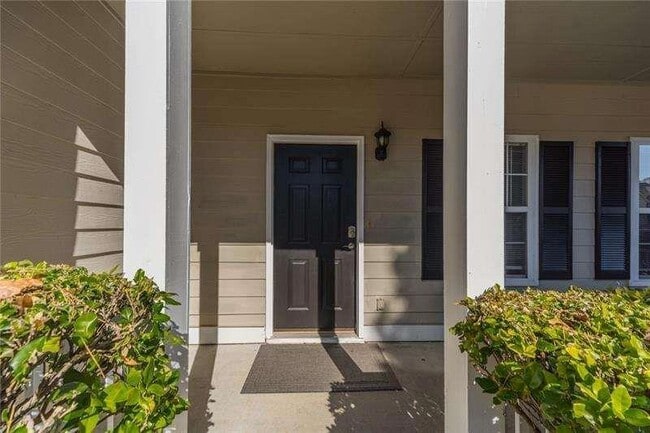 Photo - 2716 Lake Park Ridge W