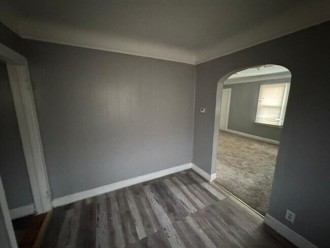 Photo - 14834 Sussex St