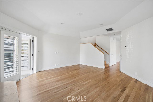 Photo - 721 Marigold Ave