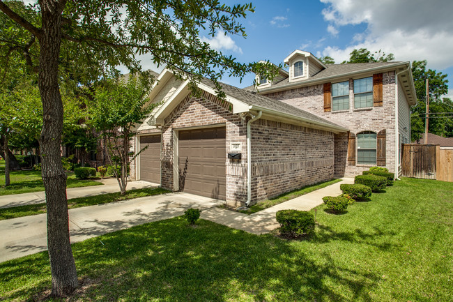 Photo - 3127 Waits Ave Townhome