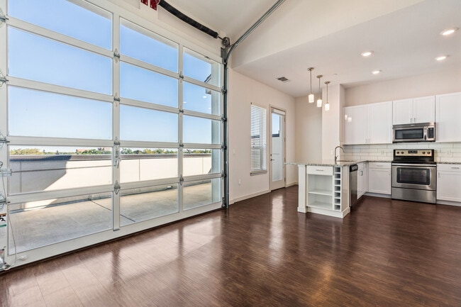 Building Photo - VENUE ON 16TH Rental