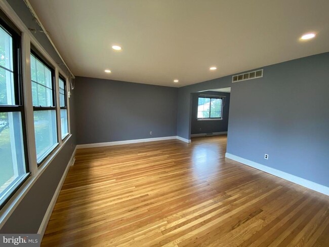 Photo - 1 Niamoa Dr