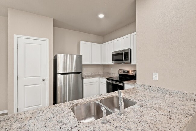 Photo - 7226 Briar Pl
