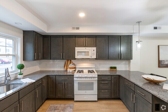 Large Modern Kitchen