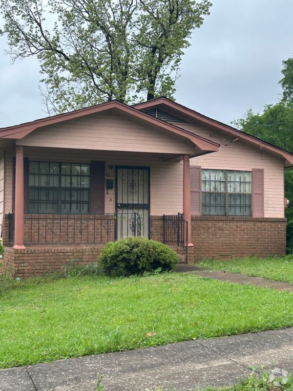 Building Photo - 901 6th Way Rental