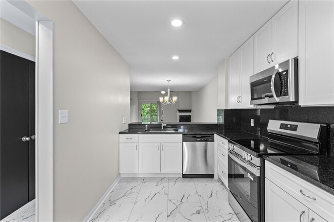 Photo - 178 Cascade Cir Dr