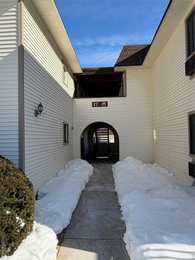 Photo - 17 Village Park Dr Unidad 1D