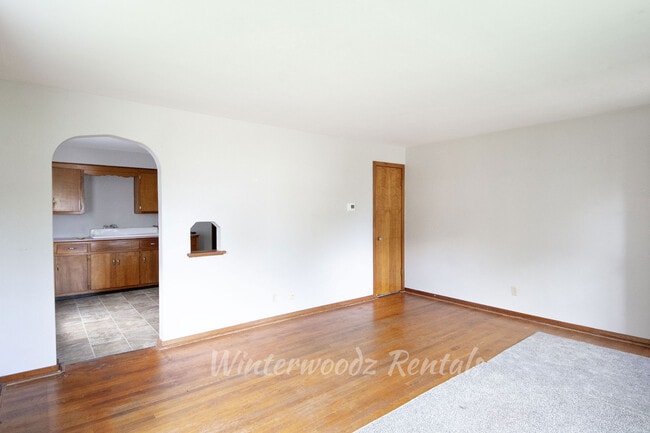Photo - 1432 Porlier St