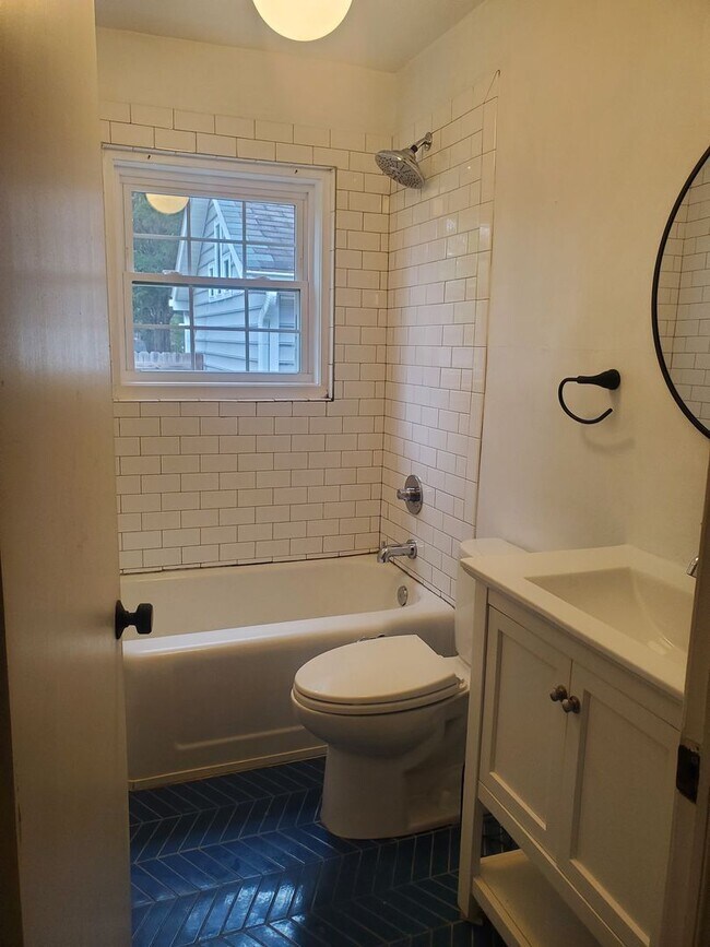 Photo - 3212 Alabama Ave Unit B