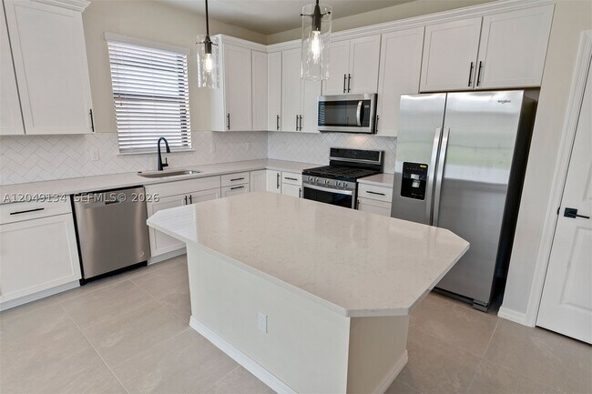 Photo - 4470 Waterside Dr