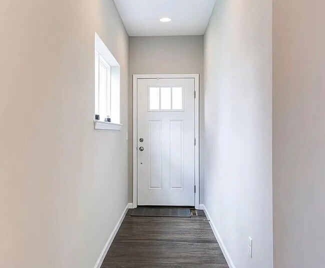 Photo - 3 bedroom 2.5 bathroom townhome for rent