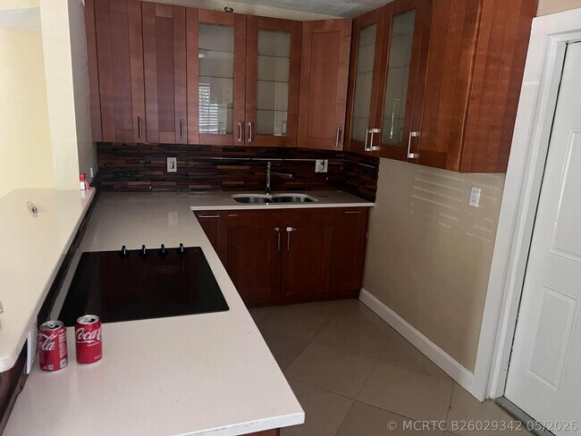 Photo - 4331 NE 18th Ave