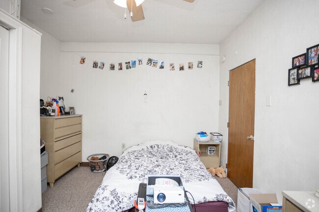 1 BR, 1BA - 750SF