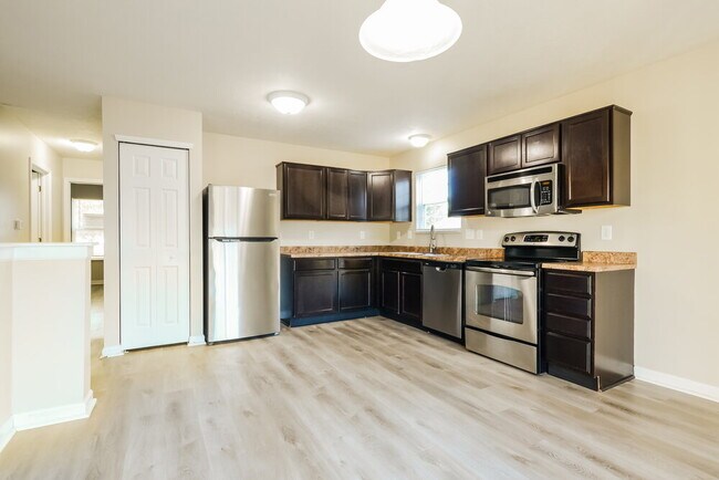 Photo - 2666 Kilmurray Dr