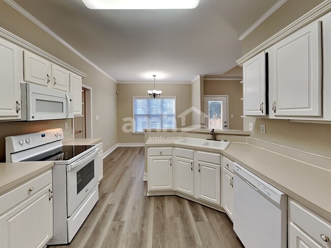 Photo - 153 Brookhaven Ln