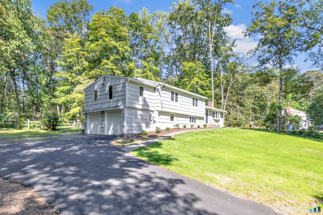 Photo - 48 Crestwood Rd