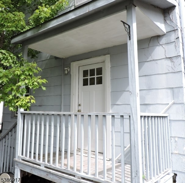 Building Photo - 167 South St Rental