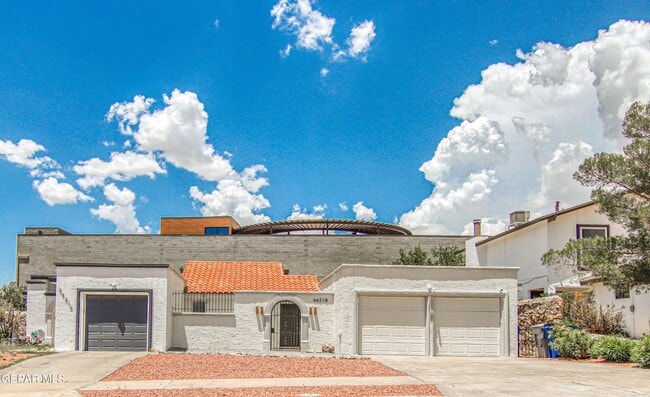 Building Photo - 6621 Amposta Dr