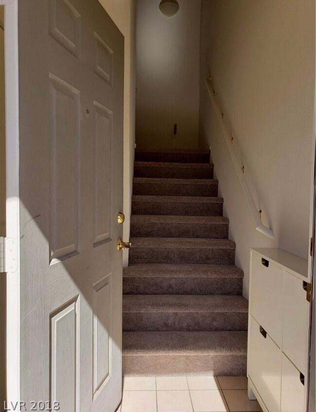 Building Photo - 3504 Glorious Iris Pl Unit #1