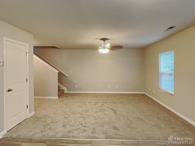 Photo - 337 Freeman Cir